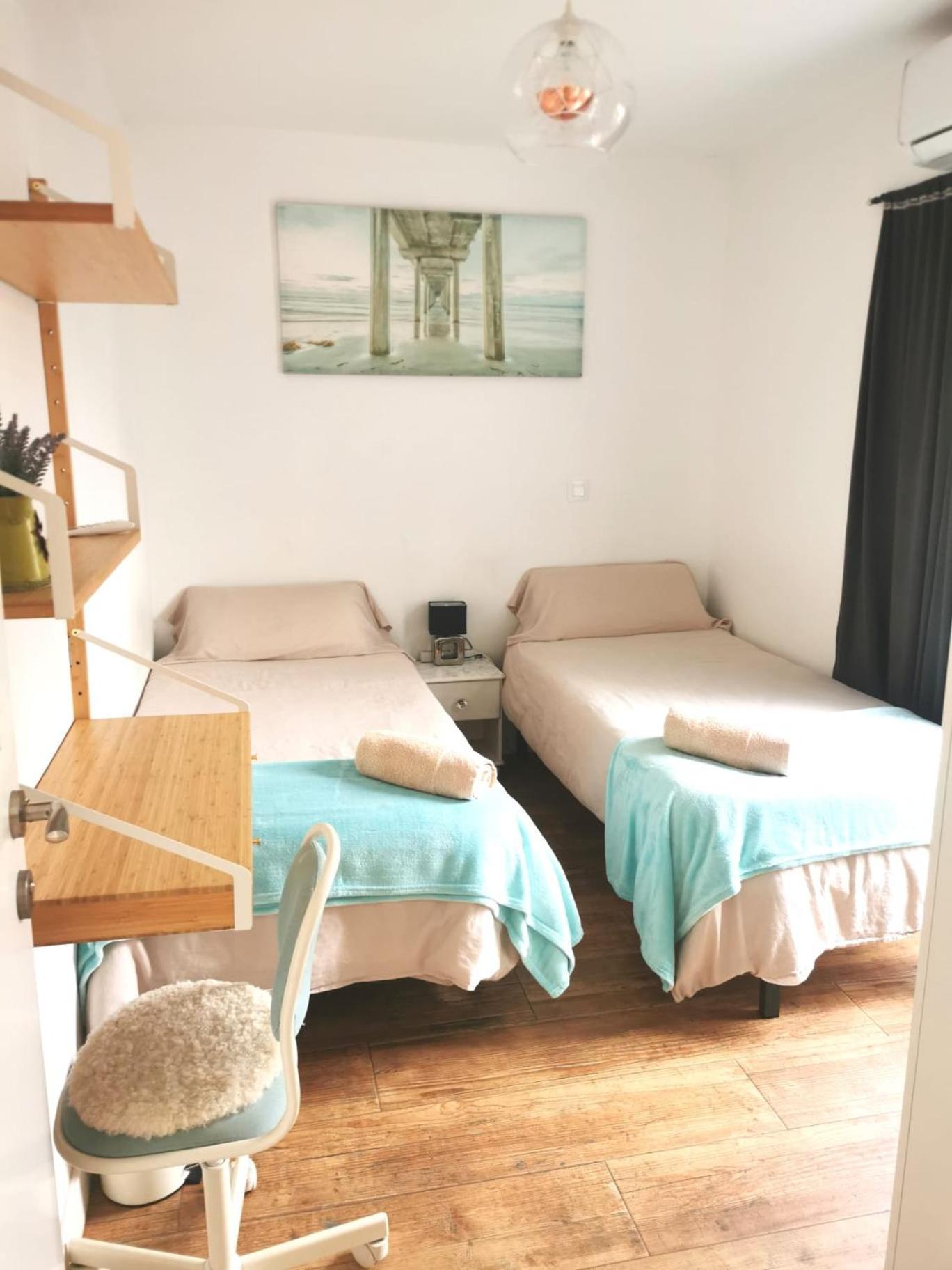 Roberta'S Guest House เซบีญา ภายนอก รูปภาพ