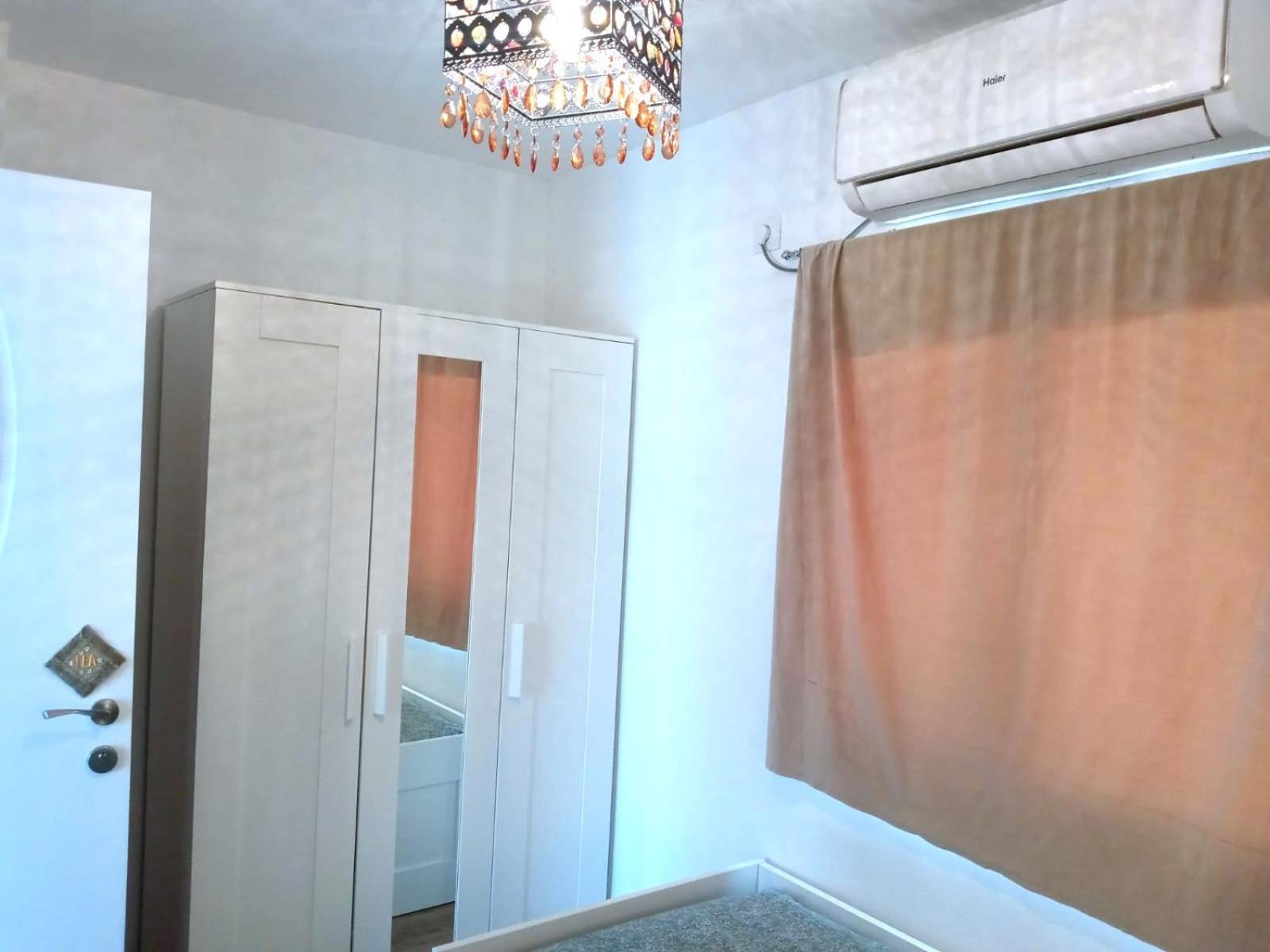 Roberta'S Guest House เซบีญา ภายนอก รูปภาพ