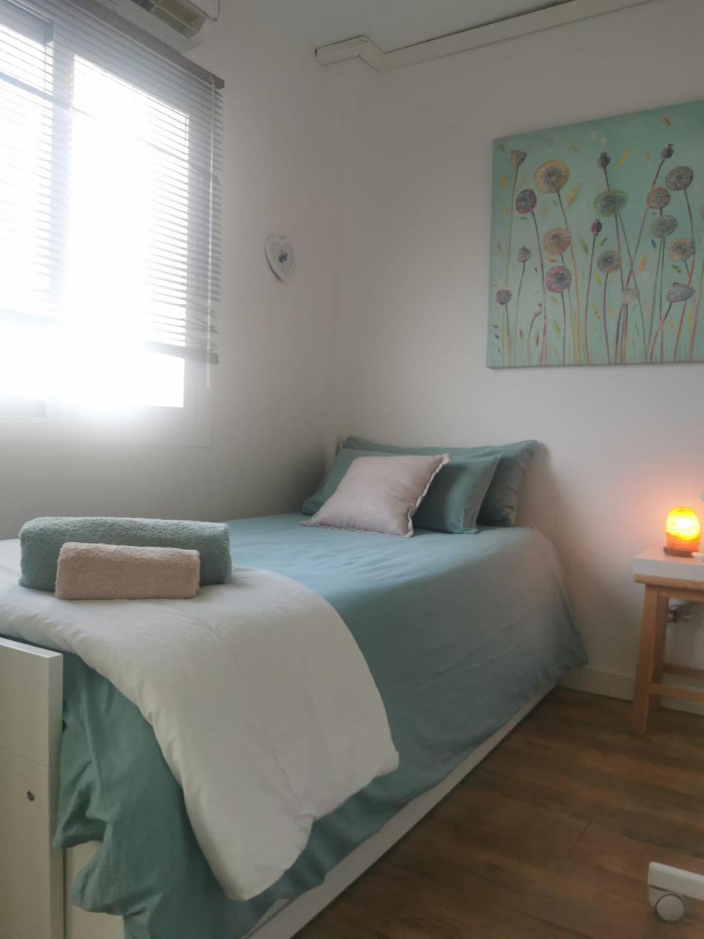 Roberta'S Guest House เซบีญา ภายนอก รูปภาพ