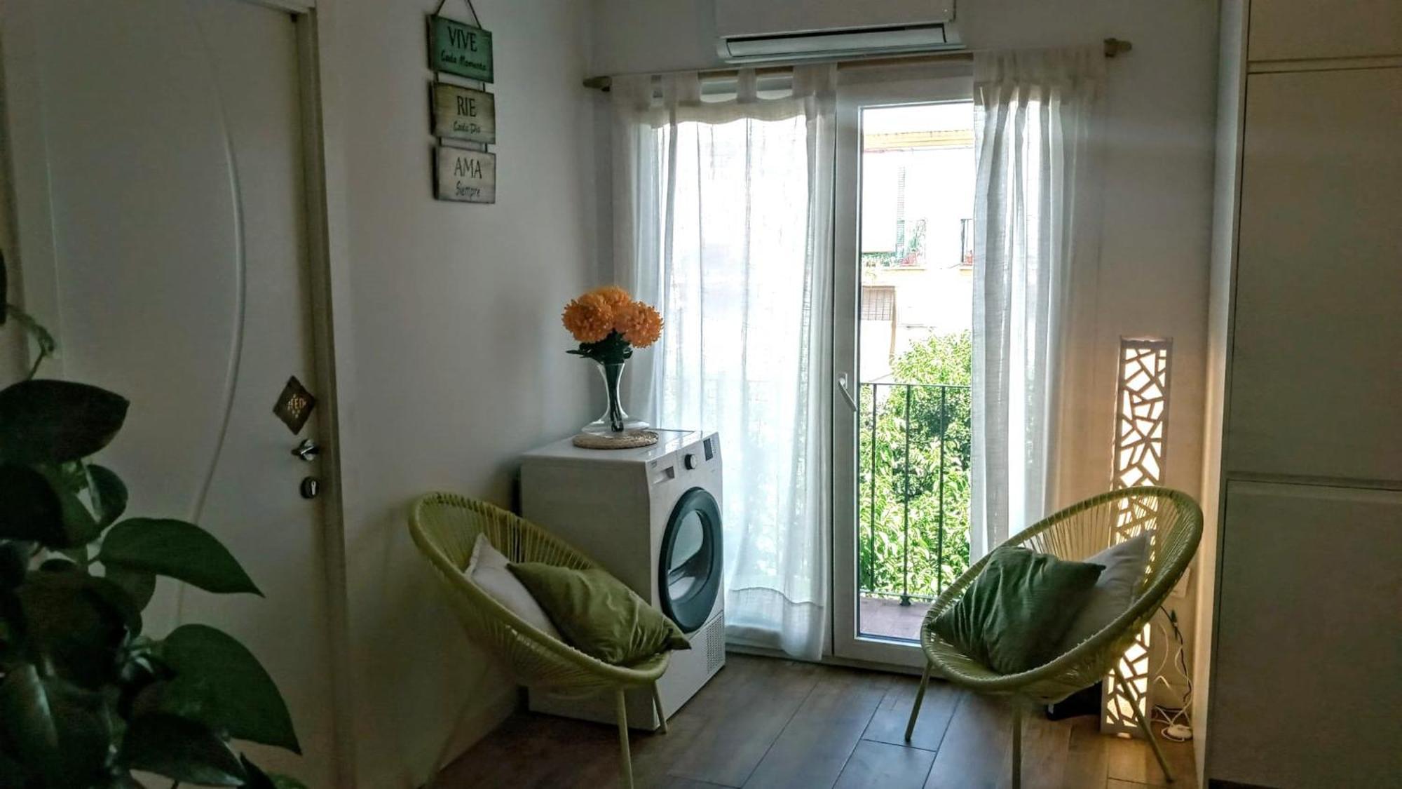 Roberta'S Guest House เซบีญา ภายนอก รูปภาพ